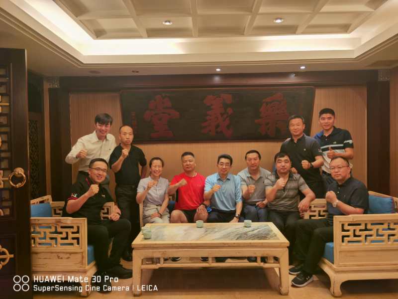 邱华伟总裁疫情期间慰问色情小说
在京员工-cover 邱华伟总裁疫情期间慰问色情小说
在京员工-cover.jpg